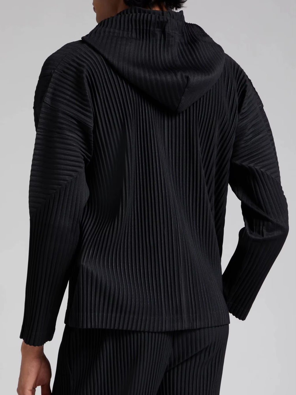 Miyake Pleated Men Zip-Up Plisse Hoodie Classic Hood Casual Fashion Coat Front Two-Way Zip Fastening Jacket